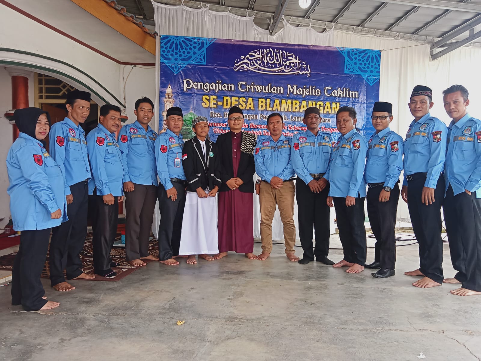 DPD GANNA berikan sosialisasi dlm acara Pengajian triwulan majelis taklim se-desa blambangan tentang bahaya narkoba