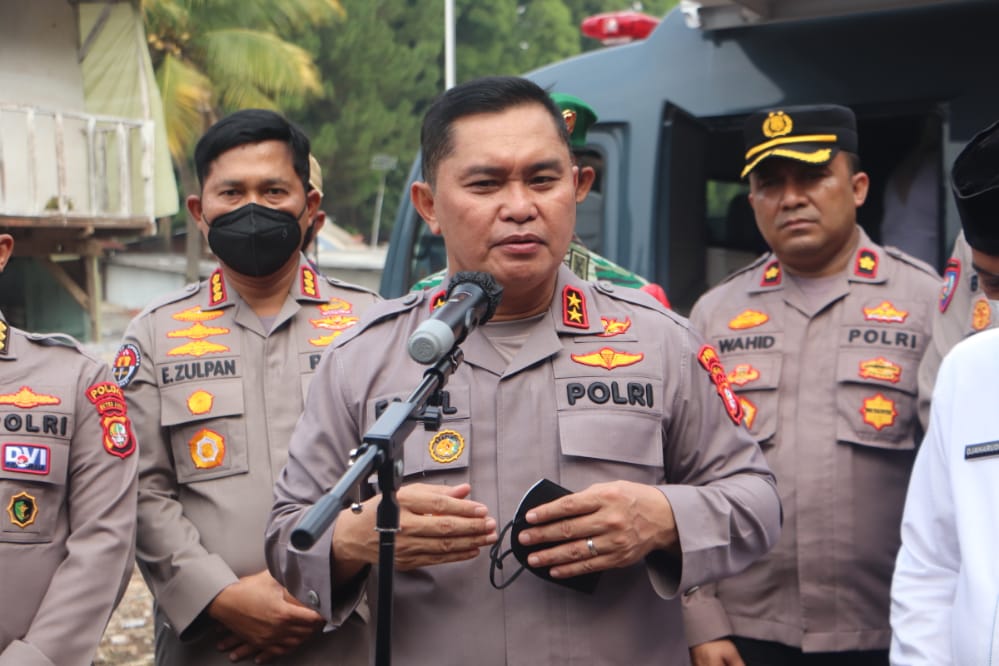 Polda Metro Jaya Adakan Bhakti Kesehatan Untuk Warga Slum Area Cilandak