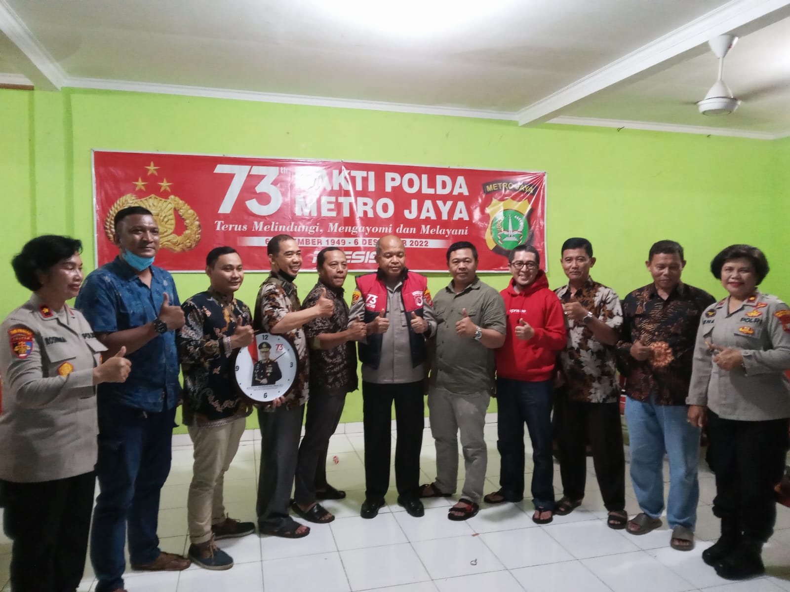 Malam Pelayanan Masyarakat HUT Polda Metro Jaya Ke-73, Kapolres Kunjungi RW 16 Jakasampurna