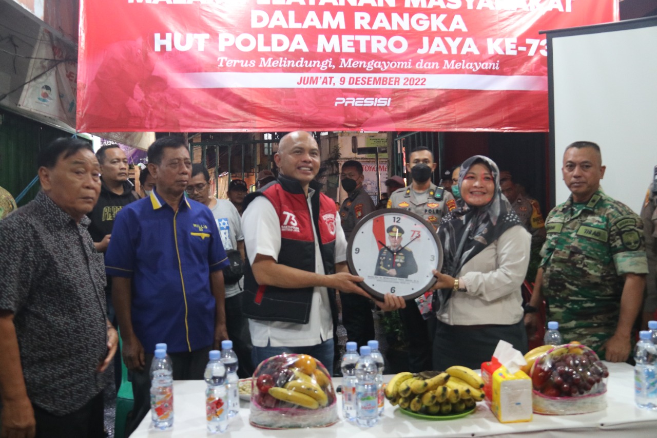 Polda Metro Jaya Adakan Malam Pelayanan Masyarakat Serentak di 908 RW
