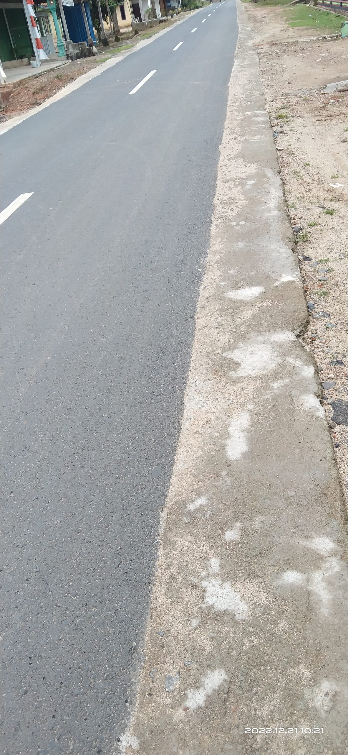 Diduga Taksesuai Dengan RAB Pembangunan Jalan Suka Maju Memakan anggaran 5M lebih belum seumur jagung Sudah Mulai rusak