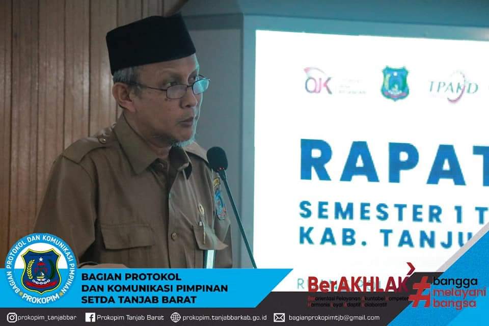 Sekda Tanjab Barat Hadiri Rapat Pleno TPAKD Semester 1 Tahun 2023