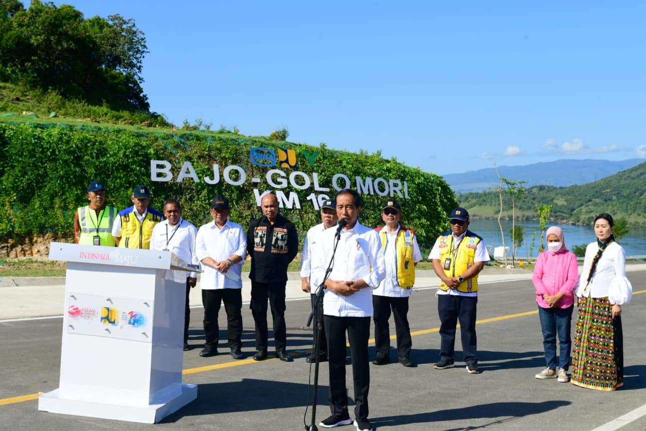 Presiden Jokowi Meninjau Kesiapan Lokasi KTT ASEAN ke-42 di Labuan Bajo