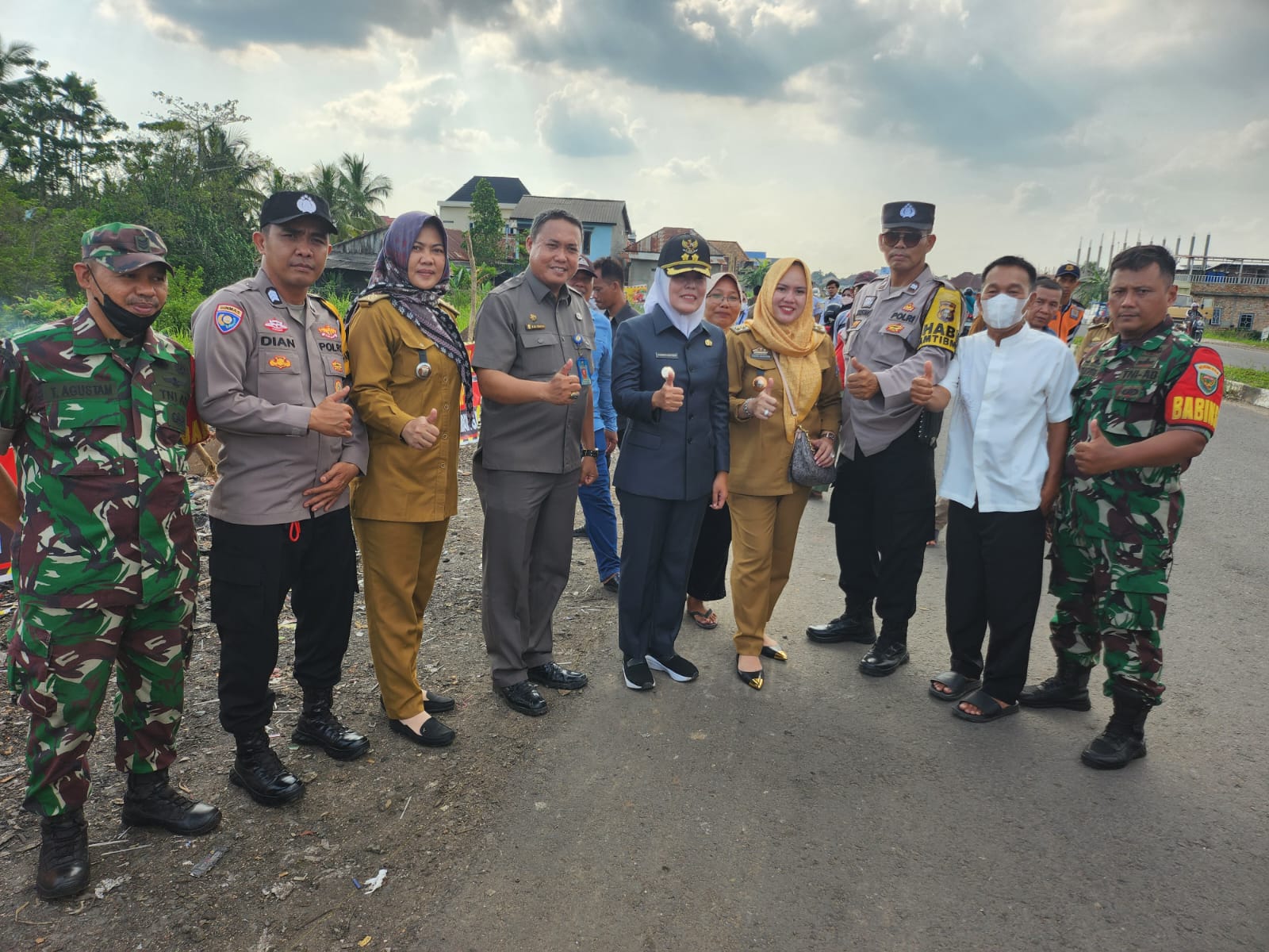 Bhabinkamtibmas SU 1. Ulu Mendampingi Kegiatan Wawako Palembang