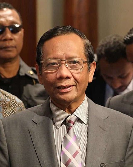 Presiden Tunjuk Menkopolhukam Mahfud MD Jadi Plt Menkominfo : HYU Minta Kasus Korupsi Di Selesaikan Di Kominfo