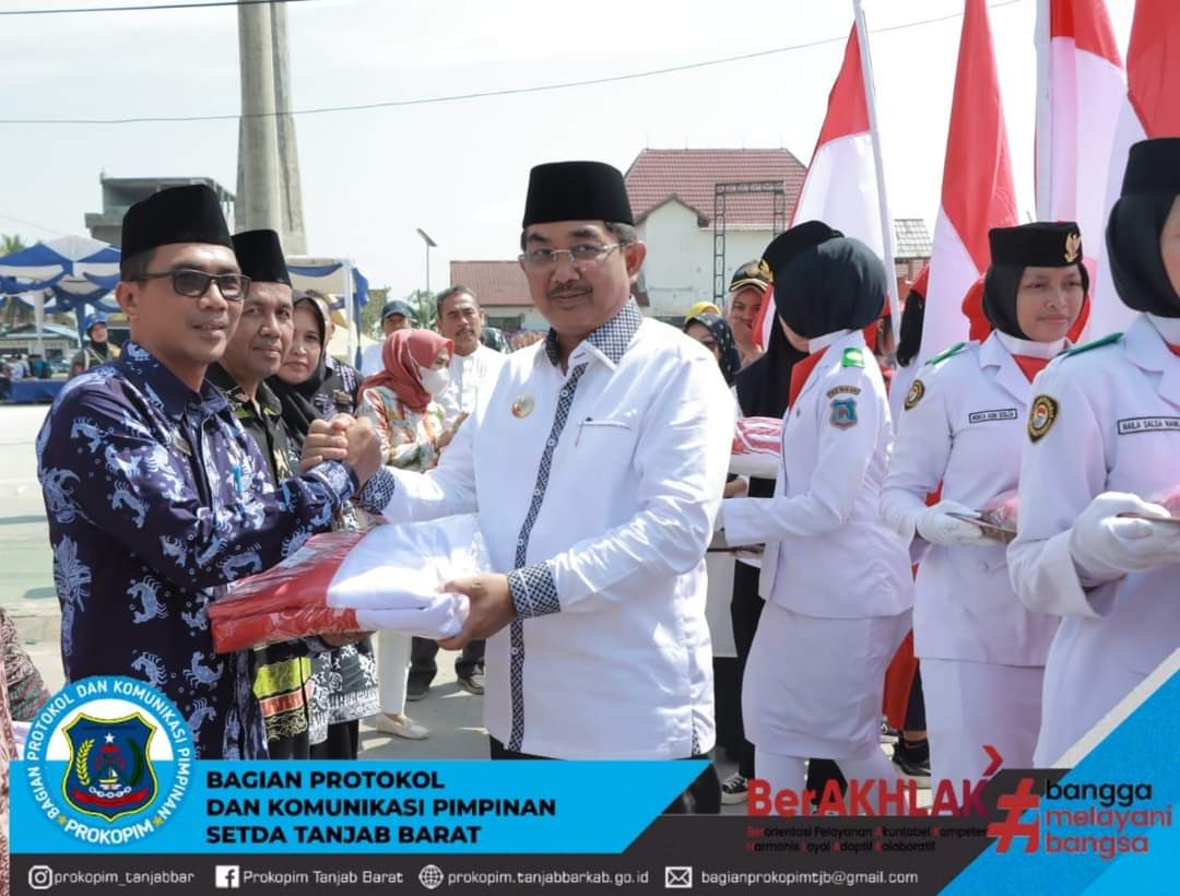 Bupati Tanjab Barat Resmikan Kegiatan Pencanangan Bulan Serengkuh Dayung Serentak ke Tujuan Tahun 2023