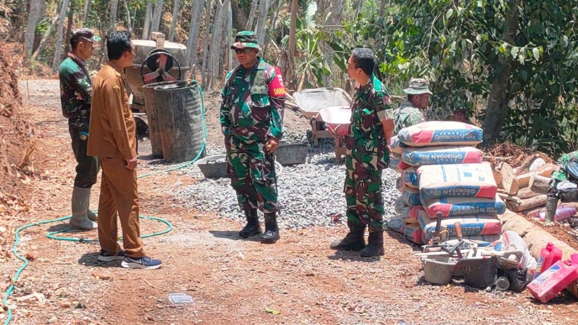 Dansatgas TMMD Reguler Brebes Cek Progres Pekerjaan Fisik
