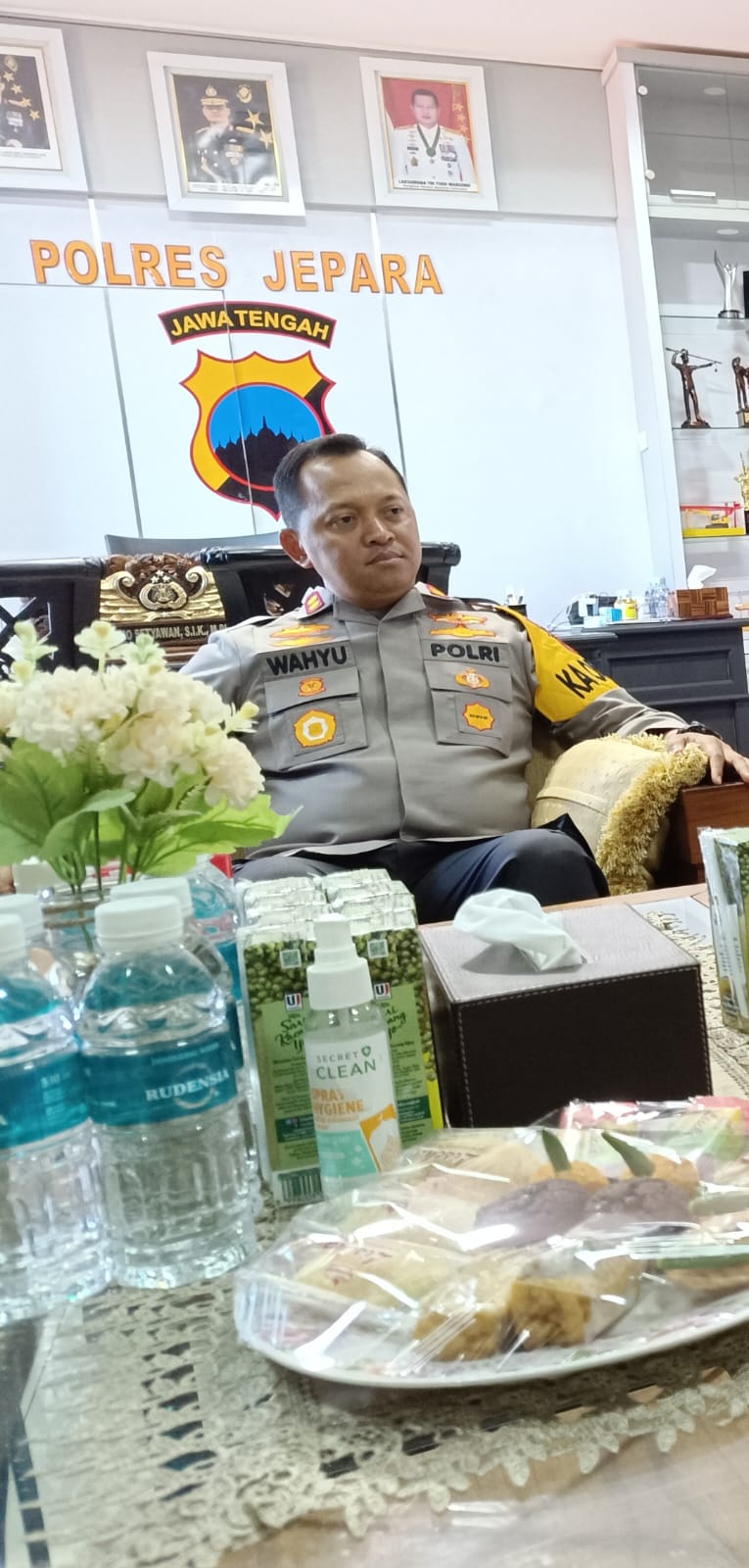 Polres Jepara Mengirim Tim untuk melakukan Penyelidikan terkait Penyegelan Bangunan Aset Milik Pemda Jepara. 