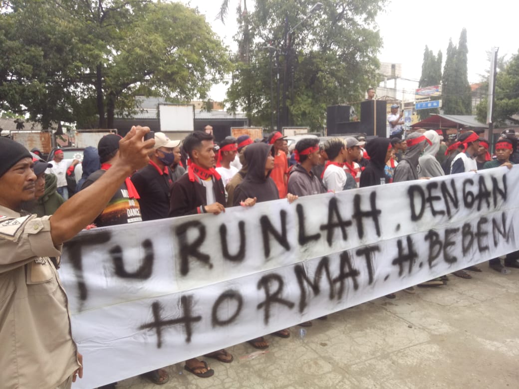 Ketum DPP LSM CIB Kawal Demo Warga Megu Cilik Kabupaten Cirebon Tuntut Kuwu Copot Dari Jabatan
