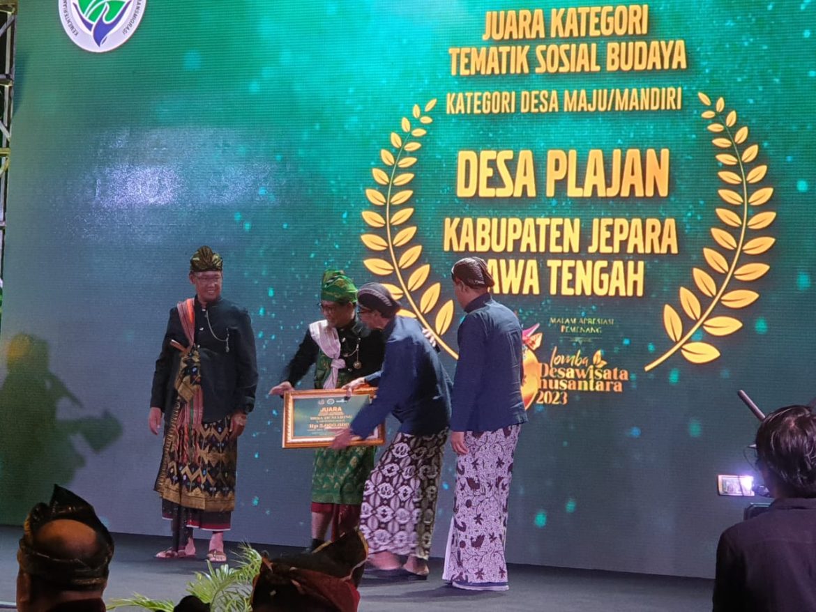 Dukung Pariwisata Desa, Pj. Bupati Jepara Terima Penghargaan Mendes PDTT
