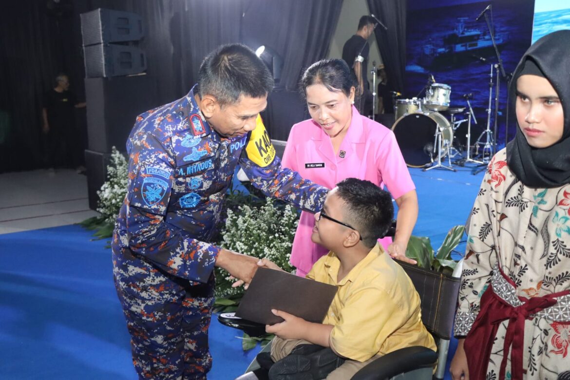 Kapolres Cirebon Kota Ikuti Acara Syukuran Peringatan HUT ke-73 Korps Polairud di Ditpolairud Polda JABAR