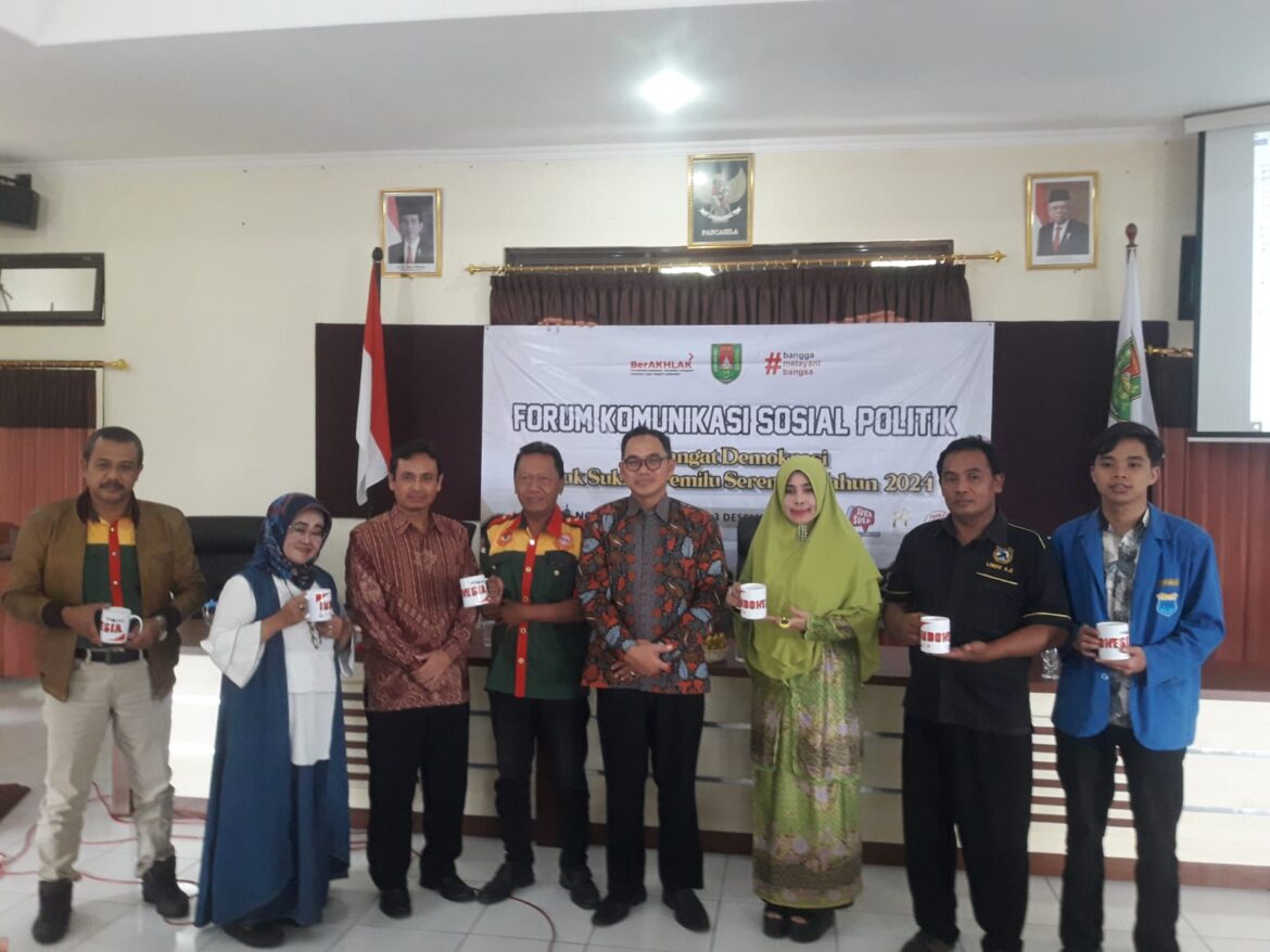 BADAN KESBANGPOL KAB MAGELANG ADAKAN SOSIALISASI FORUM KOMUNIKASI SOSIAL POLITIK 