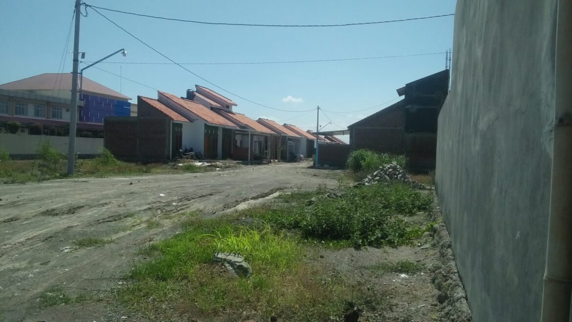 Developer Griya Afa Pesona Jatibarang Menutup Saluran Irigasi Jadi Mampet
