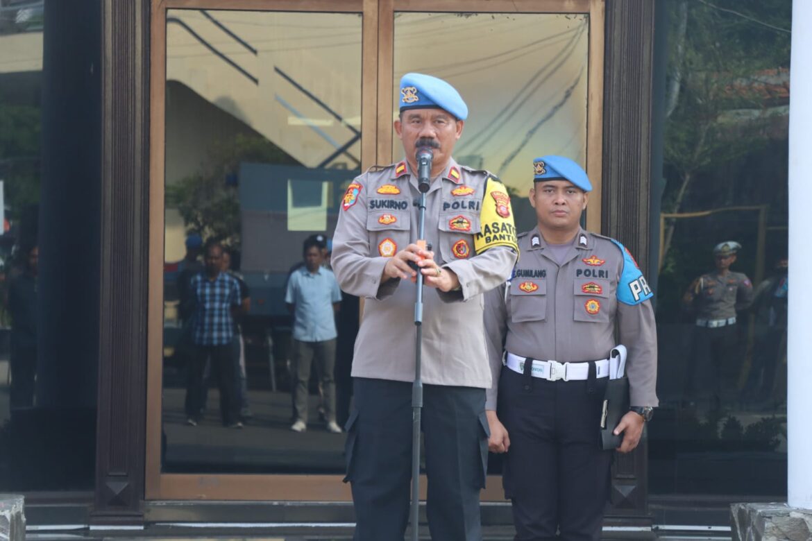 Kasatgas Ban Ops Pimpin Apel Satgas Ops Mantap Brata 2023-2024