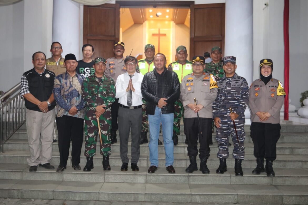 Wali Kota Bersama Forkopimda Monitoring Pos Pengamanan Nataru dan Tempat Ibadah