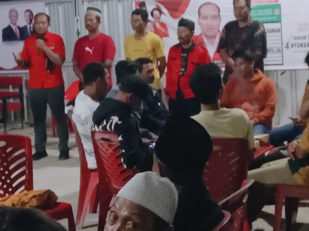 Caleg PDIP Nyoman Supat Widya Sosialisasikan Pencoblosan Surat Suara