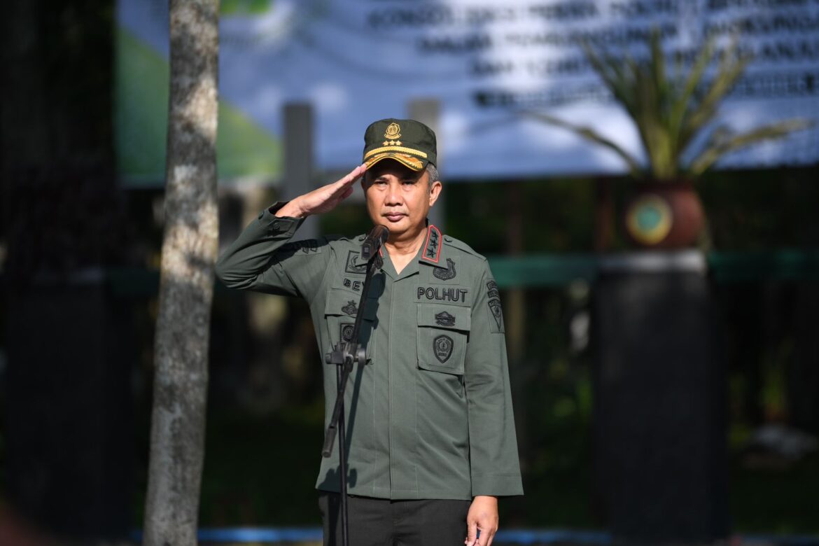 HUT Polisi Kehutanan  Bey Machmudin Pimpin Upacara di Tahura