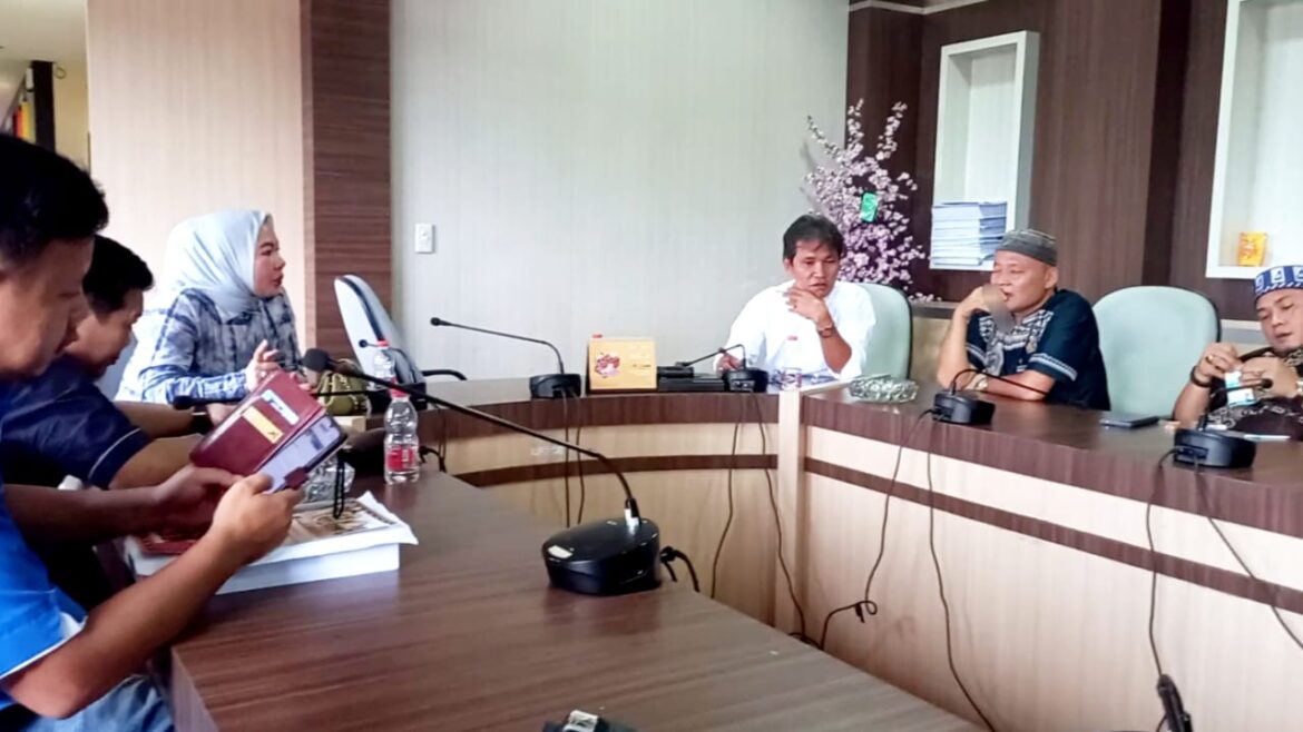 DPRK Subulussalam Sesalkan Ketidak Hadiran Kepala BPKD