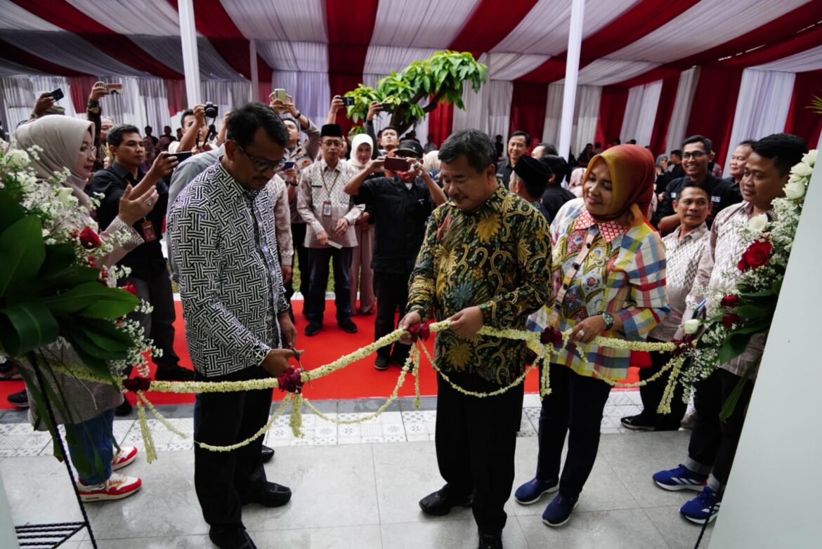Bupati Garut Resmikan Empat Gedung Baru dan Terminal Limbangan