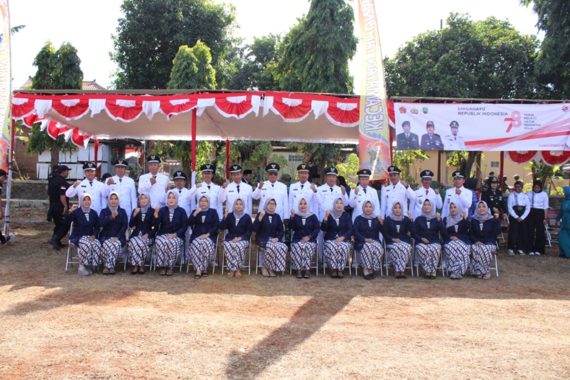 Camat Tahunan Raih Prestasi Gemilang Sepanjang Tahun 2023