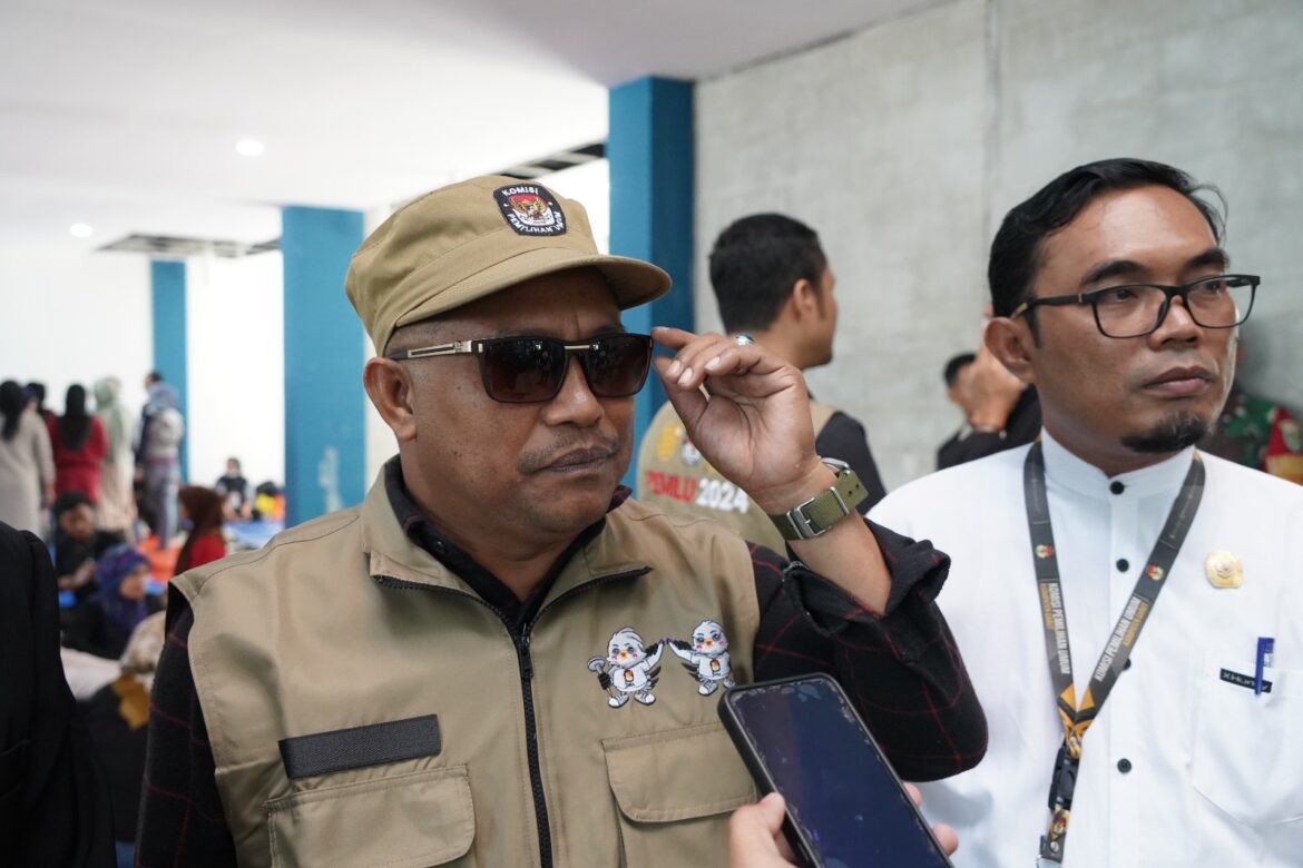 Komite Pemilihan Umum (KPU) Kab Garut Siapkan 2.007 Petugas untuk Lipat 10 Juta Surat Suara Pemilu