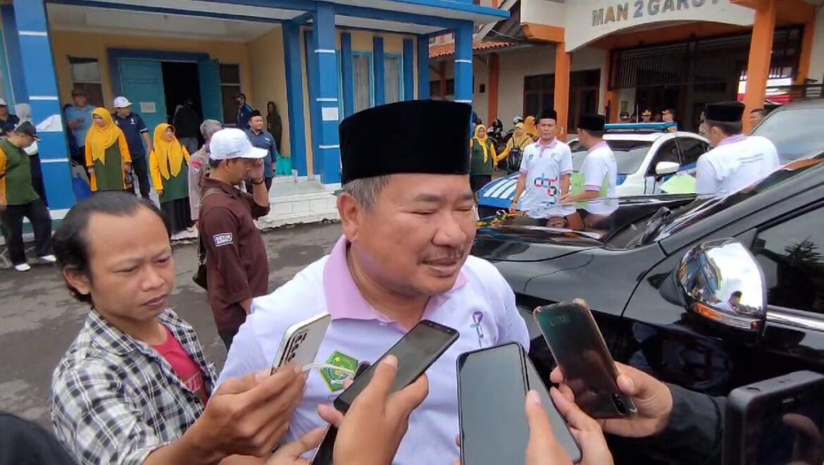 Bupati Garut Minta Maaf Atas Video Viral Dukungan Wapres oleh Individu Beratribut Satpol PP