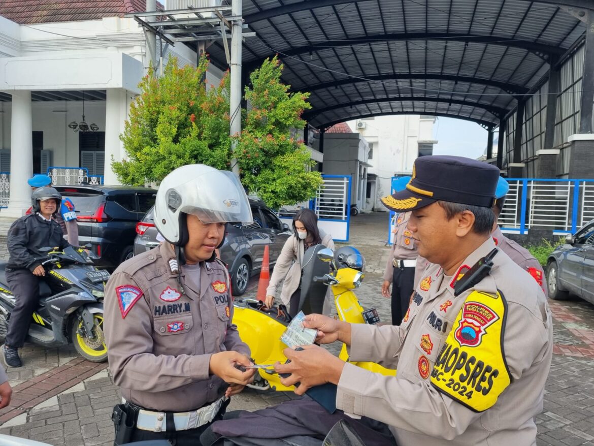 Pastikan Anggota Tidak Berknalpot Brong, Sipropam Polres Tegal Kota Gelar Gaktibplin