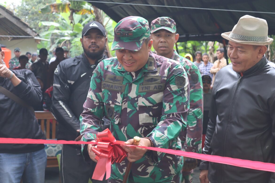 Dandim 0611/Garut Bersama PT Pegadaian Cabang Garut Resmikan Sumur Bor Dalam Rangka TNI Manunggal Air.