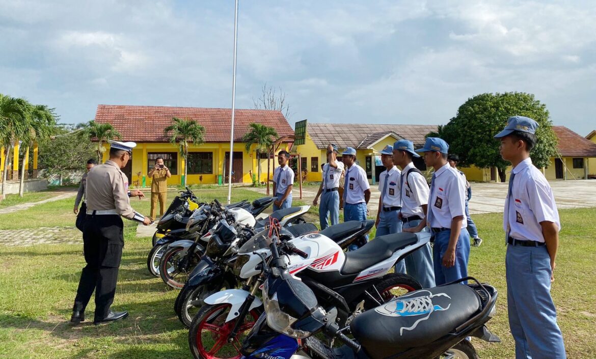 Sat Lantas Polres Tulang Bawang Tindak Delapan Pelajar Yang Gunakan Knalpot Brong