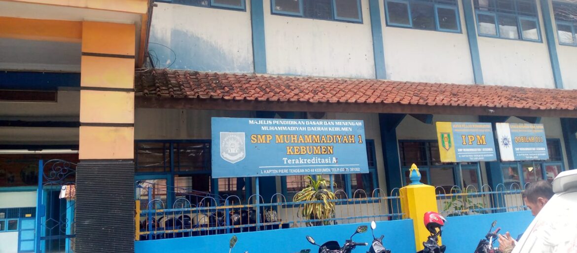 Kepala Sekolah SMP Muhammadiyah 1 Kebumen Bicara Blak Blakan Masih, Banyak Sekolah Swasta, yang diduga menahan ijazah.
