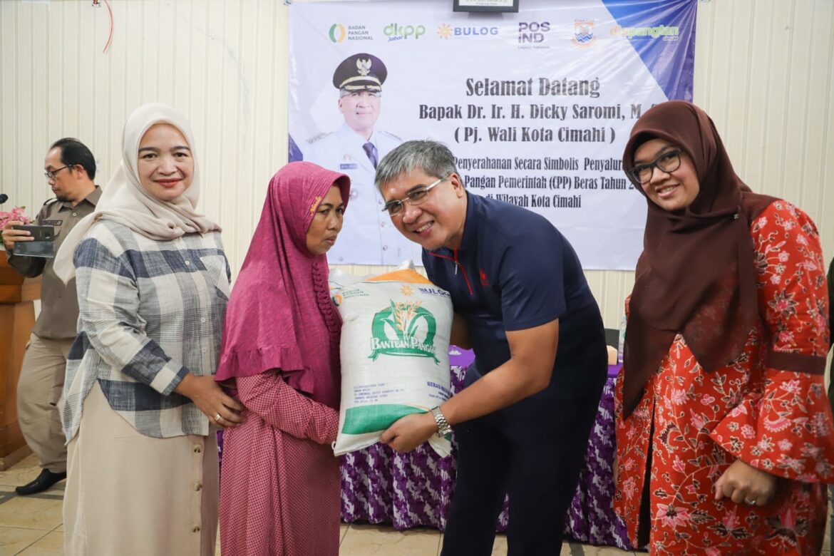 370 Ton Beras Disalurkan Pemkot untuk Masyarakant Rawan Pangan
