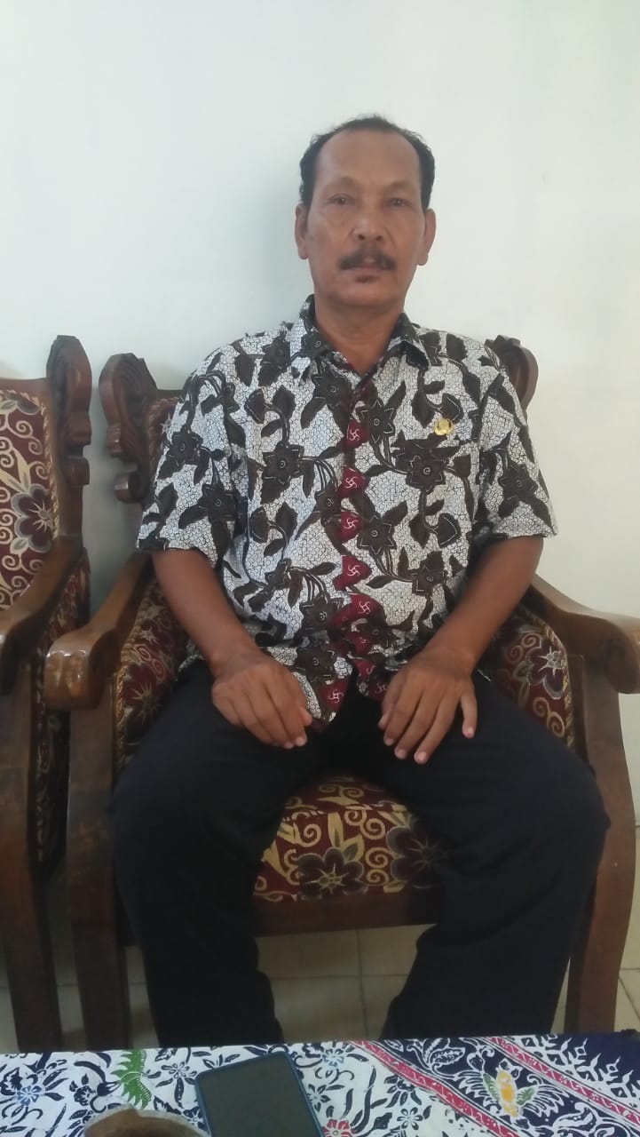 Dinas Kependudukan Dan Catatan Sipil Lakukan Exelent Service Di- Desa Slatri Dengan Jemput Bola 