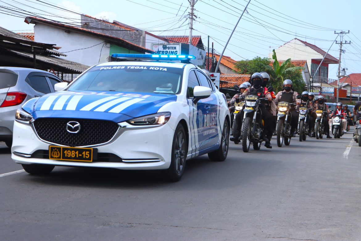 Jaga Kondusifitas Pasca Pemungutan Suara, Polres Tegal Kota Gelar Patroli Gabungan TNI-Polri Skala Besar .