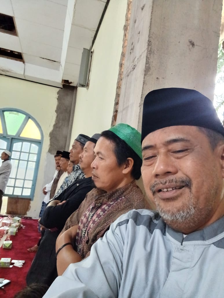 Pengajian Rutinan Muslimat Desa Kota Baru Kunto darussalam Di Masjid Al Muhajirin 