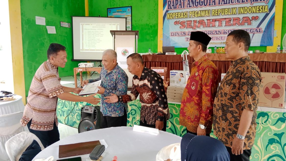 Dipilih Jadi Ketua, Sipon Junaedi Siap Majukan Koperasi Sejahtera. 