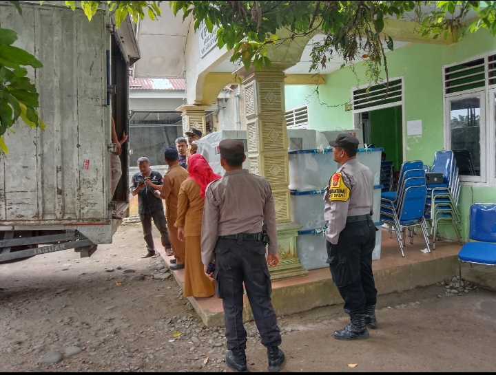 Iptu Rudianto Sinaga Pimpin Apel Pengamanan Kotak Suara Di Kantor PPK Sipispis