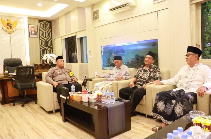Perkuat Jalinan Silaturahmi Dengan Ulama, Polres Tanjungperak Terima Kunjungan PCNU Kota Surabaya