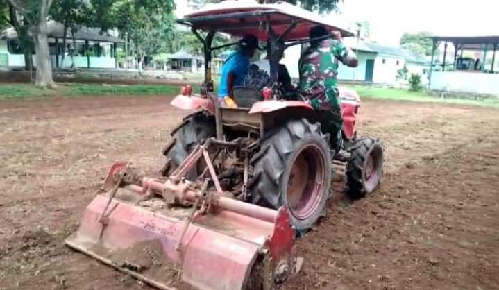 Dukung Program Ketahanan Pangan, Kodim 0801/Pacitan Siapkan Lahan Untuk Di Tanami Jagung