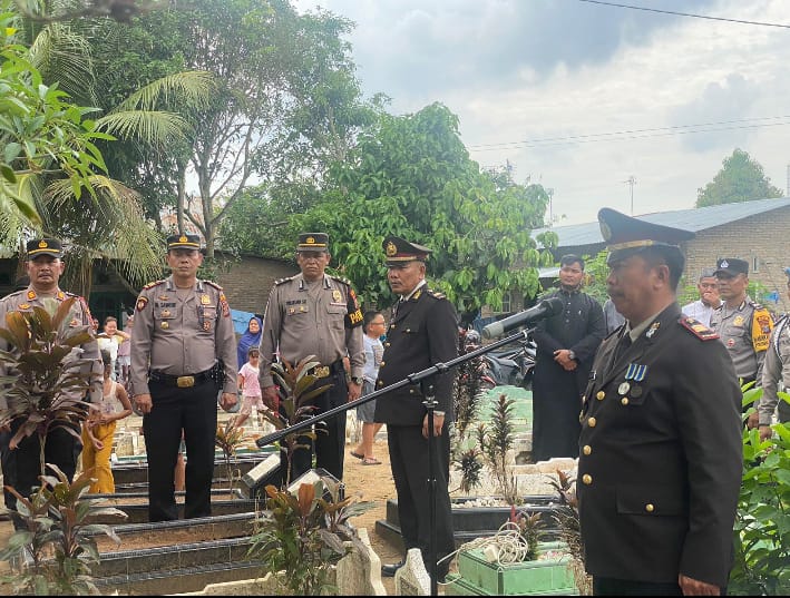 Wujud Penghormatan, Polres Tebing Tinggi Gelar Upacara Tradisi Kepolisian Pemakaman Personil