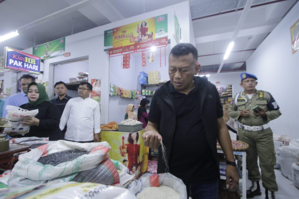 Stok dan Harga Bahan Pokok di Ponorogo Aman, Masyarakat Diimbau Tidak Panik