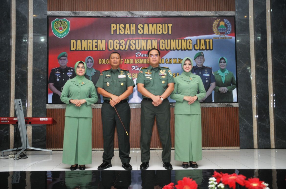 Sertijab Komandan KOREM 063 Di Serah Terimakan Dari Kol. Inf. Andi Asrama Dewa . SH. M. Han.  Ke Kolonel. Inf. Bayu Sudarmanto. SE