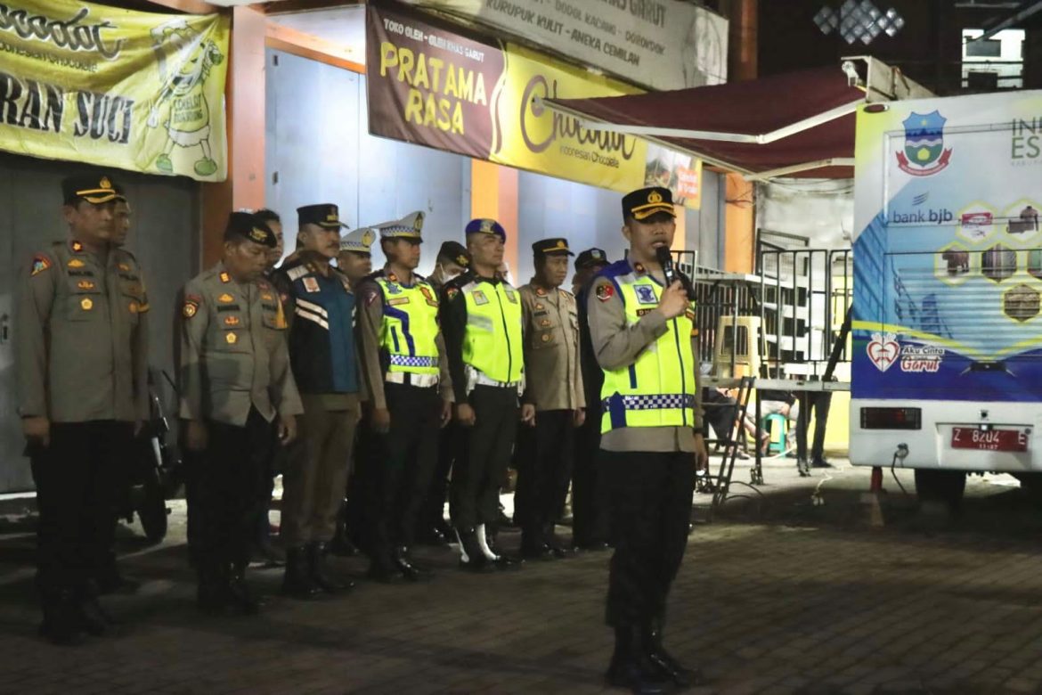 Tim Gabungan Tindak Tegas Perang Sarung di Garut, Wakapolres Ajak Masyarakat Laporkan Keluhan