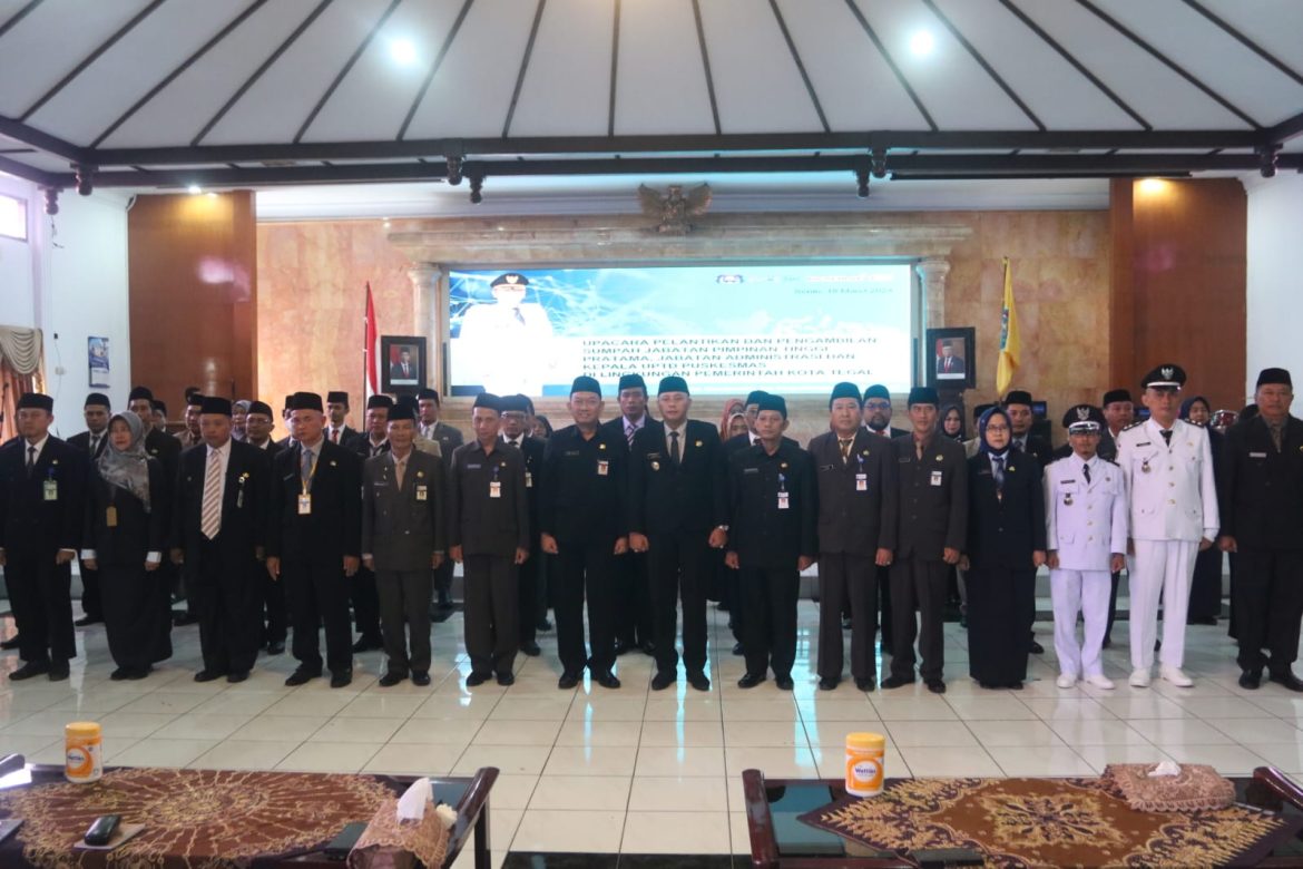 Jelang Akhir Masa Jabatan, Walkot Lantik 43 Pejabat di Lingkungan Pemkot Tegal