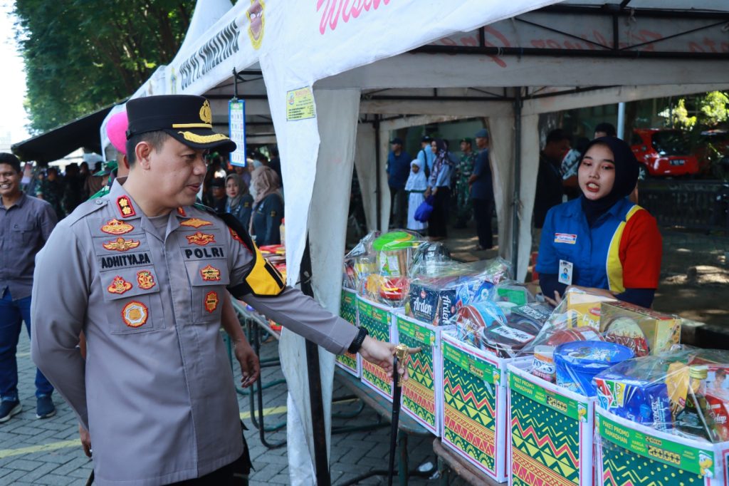 Kapolres Gresik Hadiri Penutupan TMMD ke-119 Gresik