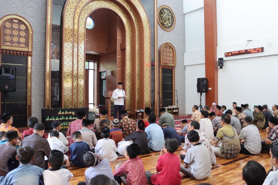 Pj Walikota Sampaikan Sikap Ajaran, Norma, dan Aturan Serta Kaidah Islam Bersama Anak Yatim Dhua’fa