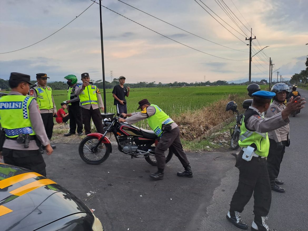 Polsek Secang Laksanakan Penertiban, Untuk menjaga kondusifitas di bulan Ramandhan 1445 H
