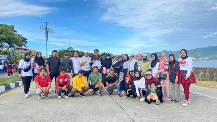 Sekwan DPRD Sulbar Bersama Jajaran dan staf, Ikut Meramaikan Program Car Free Day di Jl Arteri Mamuju