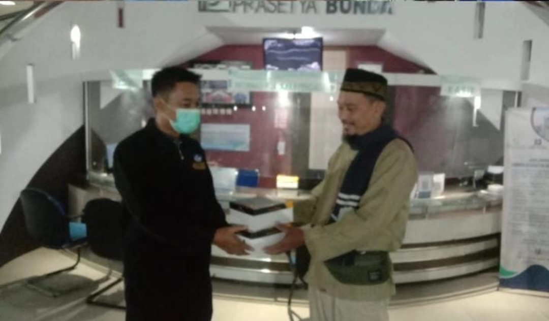 Dompet Dhuafa Berbagi Sahur Dengan Pasien Rumah Sakit Prasetya Bunda
