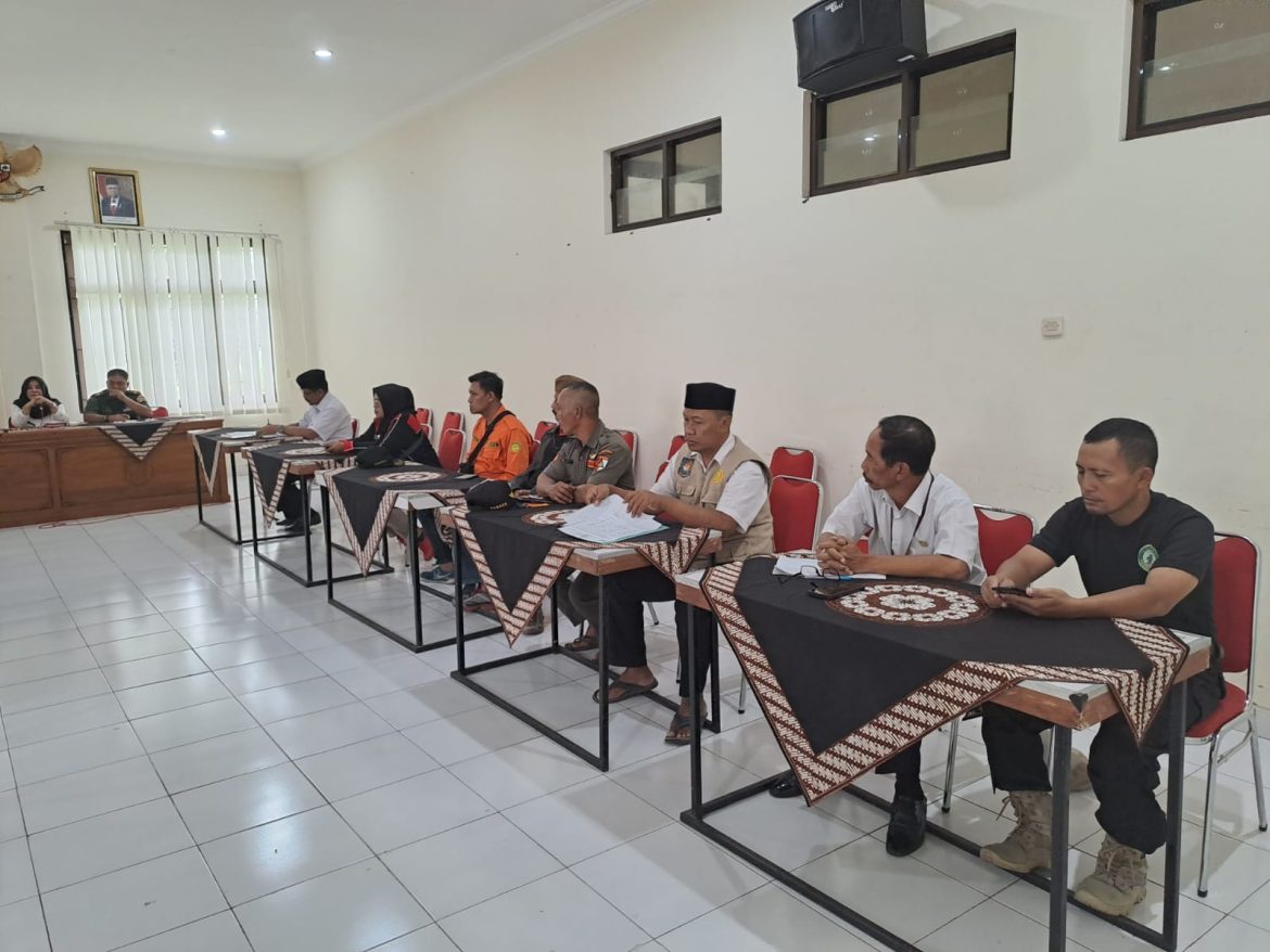 Rakor Bersama Forkompimcam Dan Elemen Lain Di Kecamatan Grabag, Untuk Menjaga Kondusifitas Jelang Dan Pasca Idul fitri 1445 H