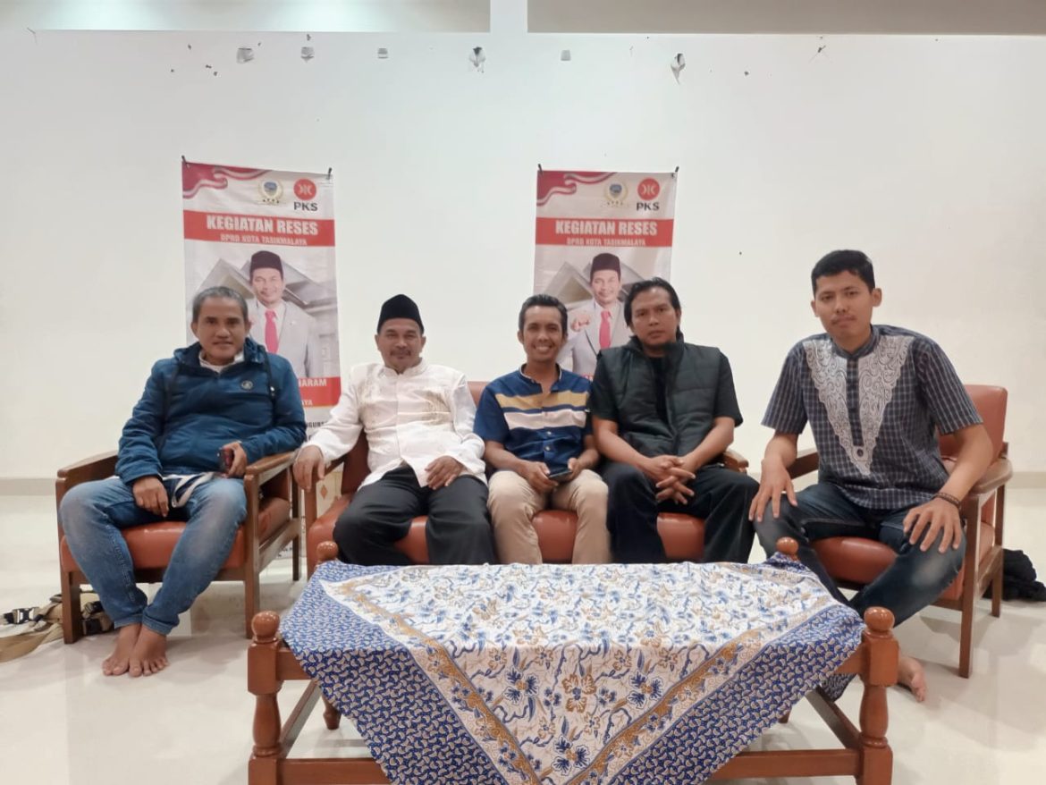 Reses DPRD PKS, Berjalan Dengan Sukses Dan Lancar Dihadiri Puluhan Kader.